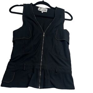 Yves Saint Laurent Sleeveless V neck top!